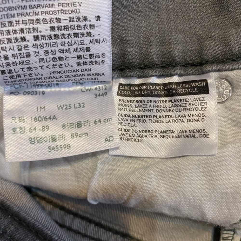 🔻SALE🔻LEVI'S🔹NEW CONDITION - Picture 6 of 7